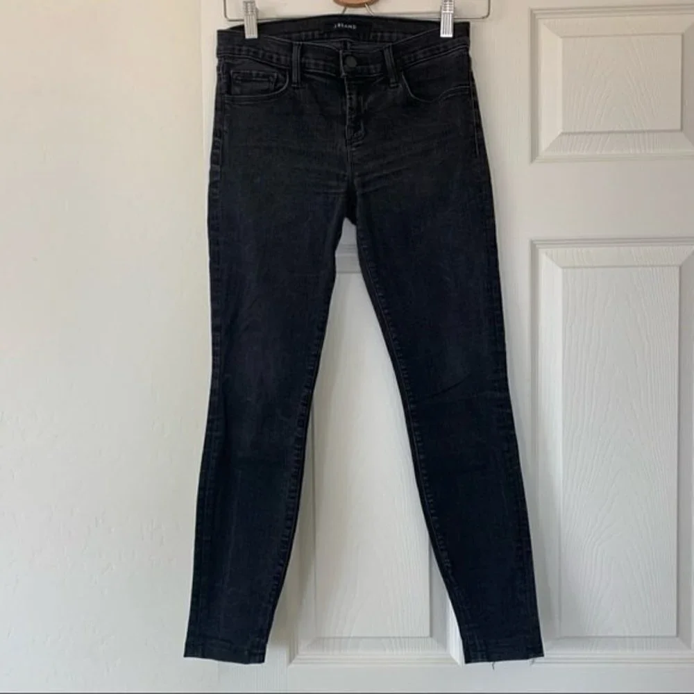 J Brand Vanity Faded Black Skinny Jeans Altered Inseam Size 26